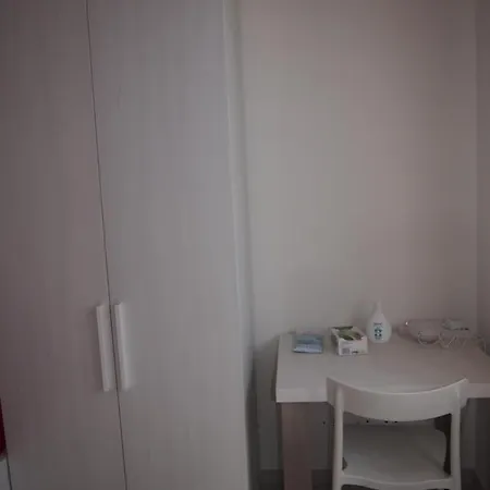 Ardizio 43 Πανσιόν *