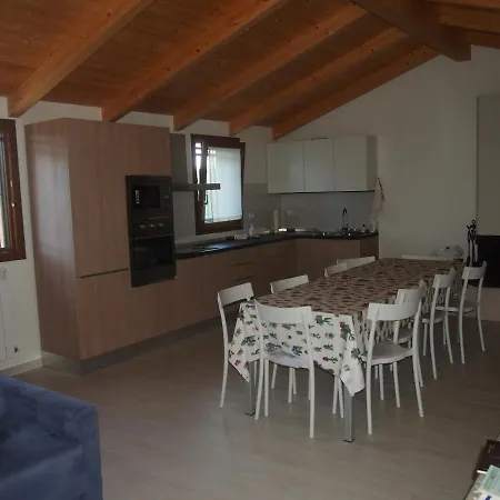 Πανσιόν Ardizio 43 *